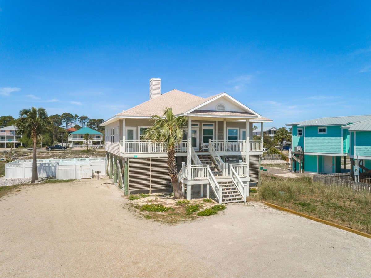 SANDY FEET RETREAT | St. George Island, FL | St. George Island Vacation ...